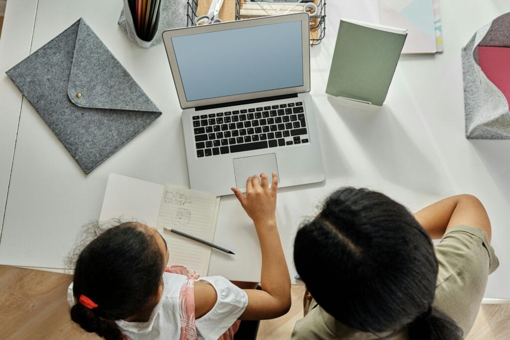 signs your child needs a tutor while struggling with homework
